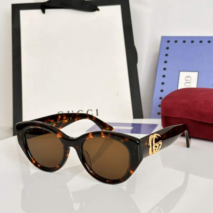 Picture of Gucci Sunglasses _SKUfw79398976fw